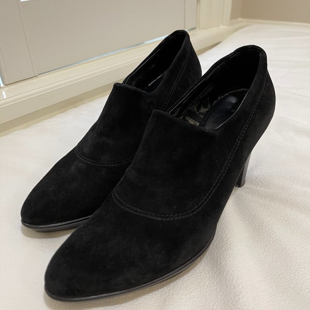 Aquatalia stretch suede anke boot